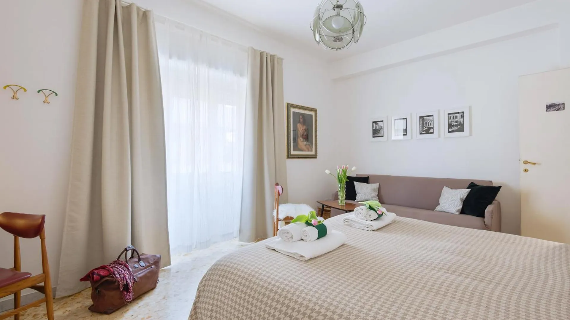 Casa Adele Lovely Mid-Century Apartment, Rome Apartment