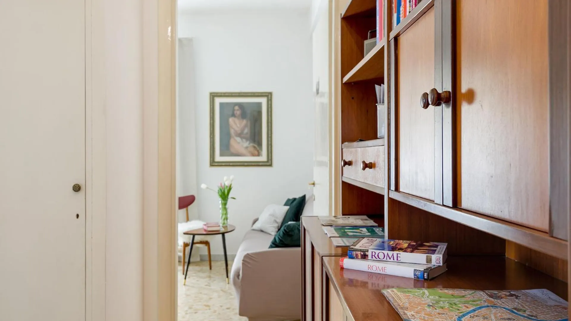 Casa Adele Lovely Mid-Century Apartment, Rome Apartment