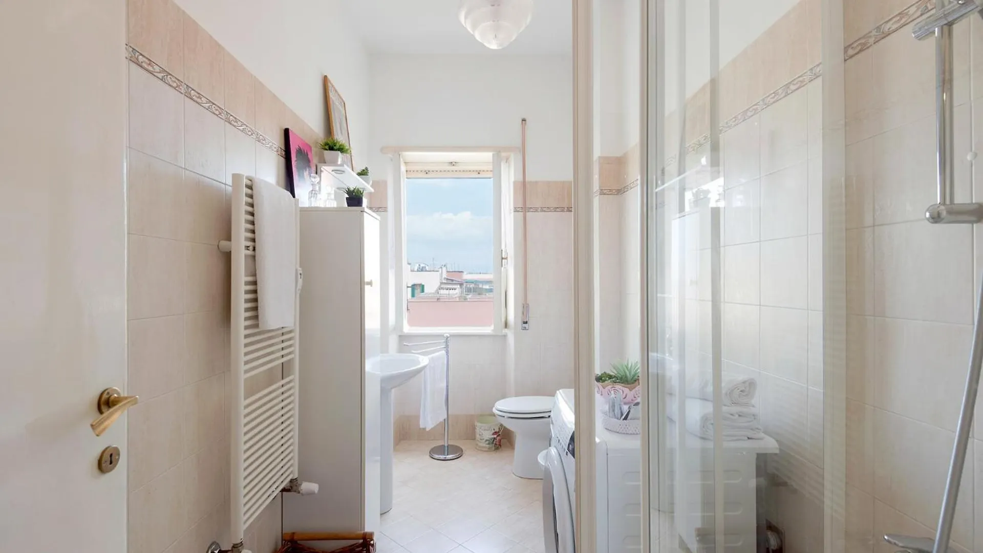 Apartment Casa Adele Lovely Mid-Century Apartment, Rome