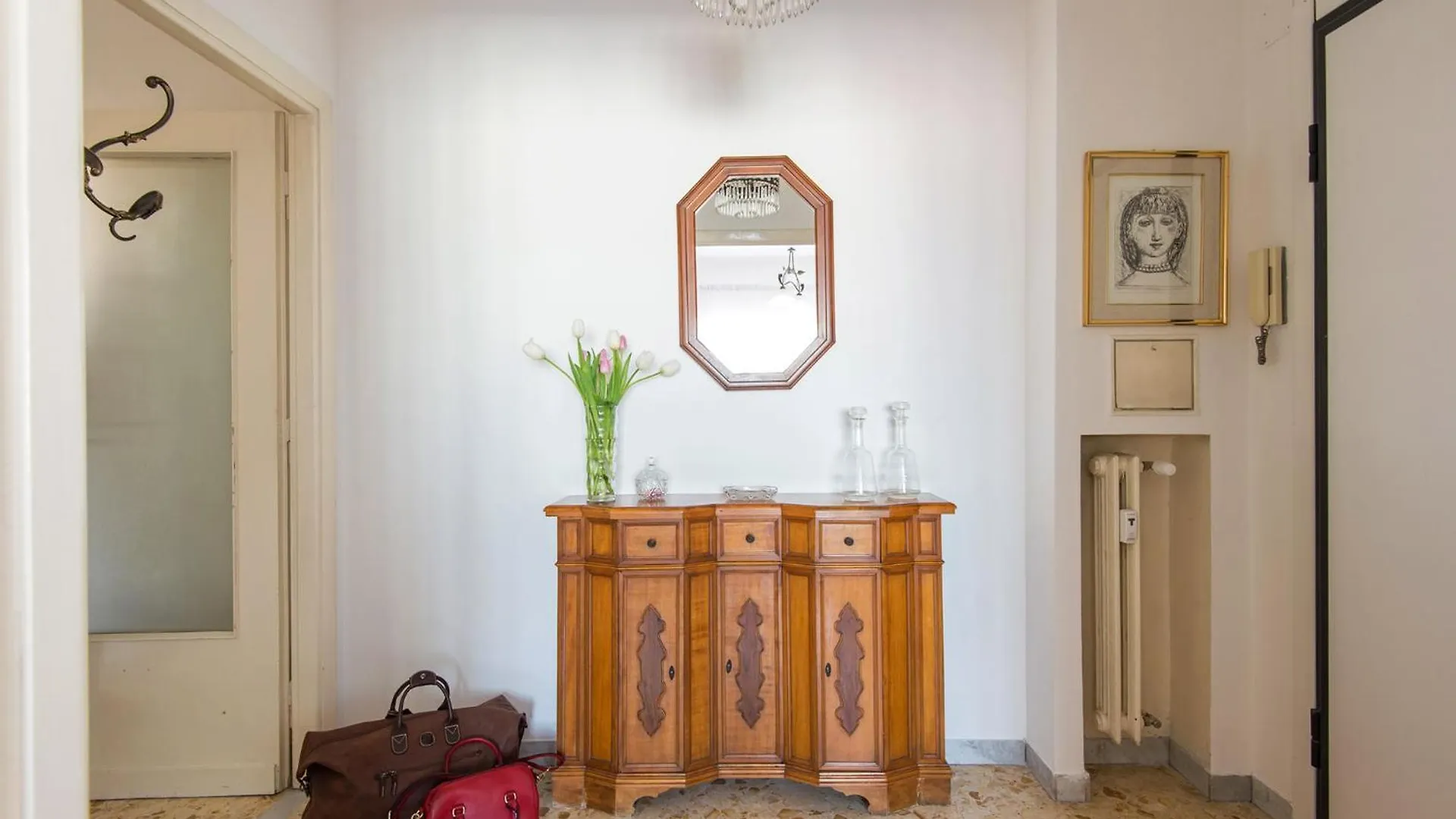 Apartment Casa Adele Lovely Mid-Century Apartment, Rome